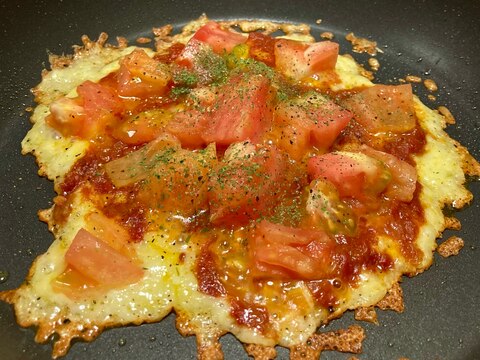 フライパンで自家製ピザソース&トマトの☆チーズ焼き